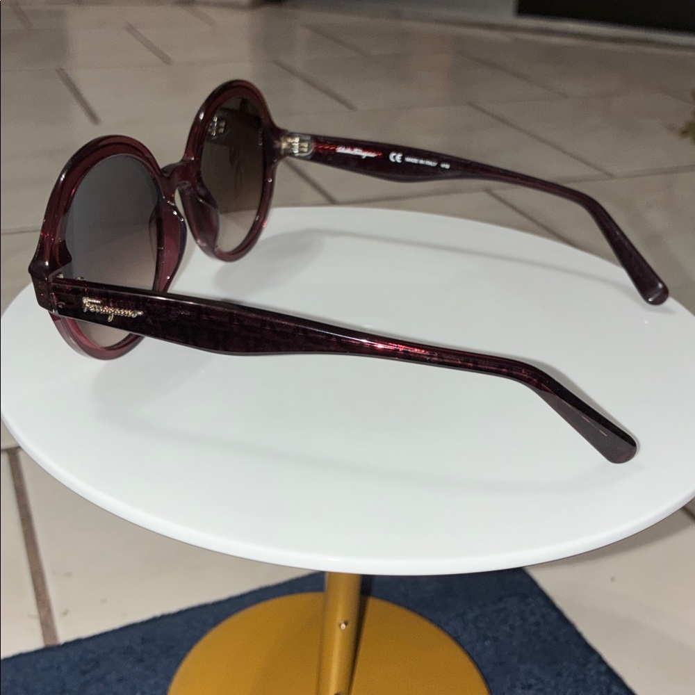AUTHENTIC SALVATORE FERRAGAMO Crystal Burgundy Sunglass - Picture 8 of 10